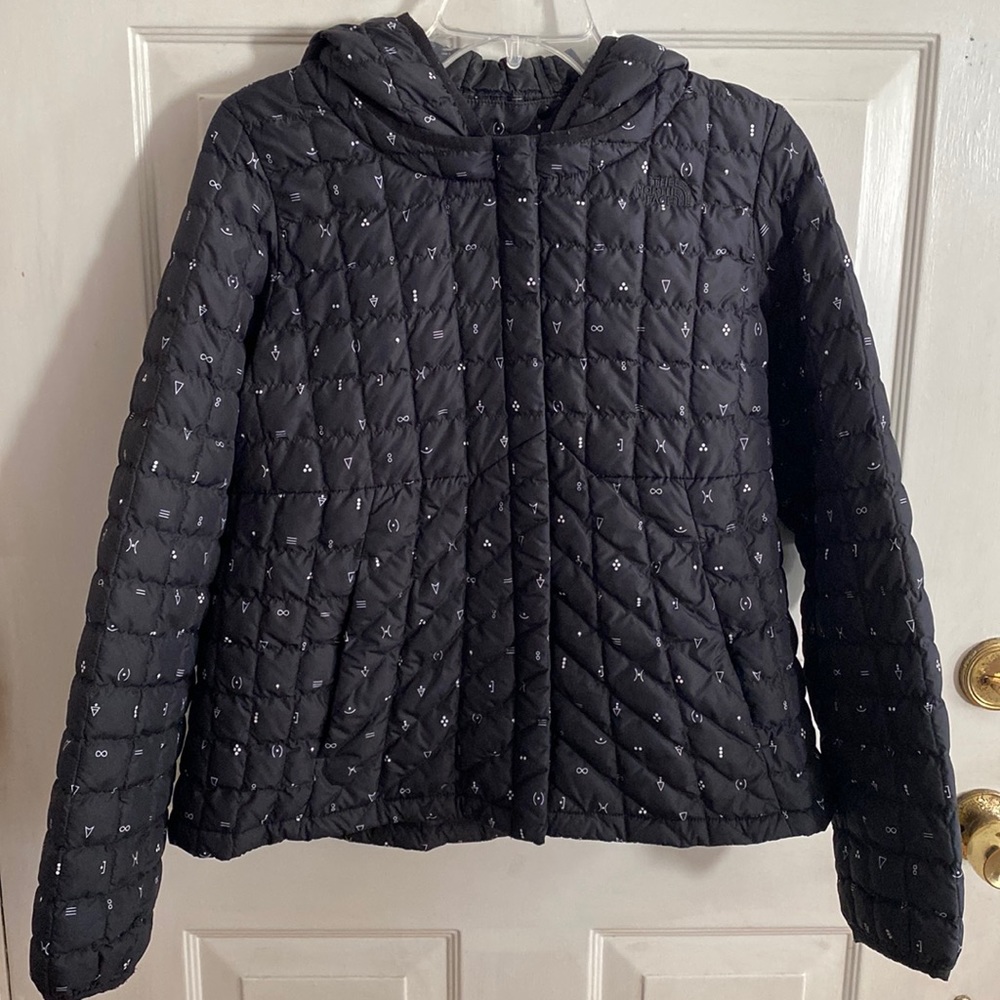 The NorthFace Never Stop Exploring Cardigan Thermoball Jacket